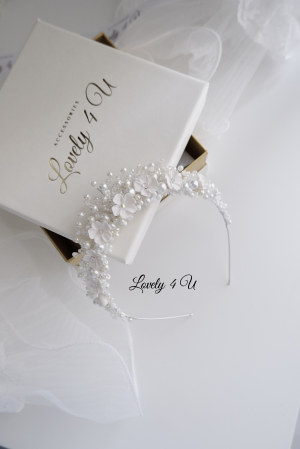 tiara cu flori mireasa, tiara flori mici, TIARA MIREASA, CORONITA MIREASA CU FLORI, CORONITA MIREASA CU PERLE, TIARA MIREASA HANDMADE, SET ACCESORII MIREASA, SET BIJUTERII MIREASA, CORONITA SI CERCEI MIREASA, SET DIADEMA SI CERCEI MIREASA, ACCESORII PER MIREASA, TIARA [38]