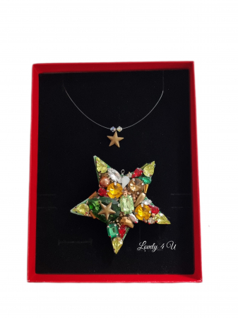choker swarovski, brosa stea, accesorii lovely 4 u, bijuterii de craciun, colier la baza gatului, colier pe fir transparent, set bijuterii swarovski, cadou unic, brose handmade, brose handmade colorate de craciun, brose pietre semipretioase, cadouri copii craciun, cadouri craciun, cadouri de craciun, cadouri de craciun pentru copii, cadouri de craciun pentru fete, BROSA STEA, BROSA  STELUTA DE CRACIUN, BROSA PIETRICELE, BOSE DAMA, BROSA FEMEI, [2]