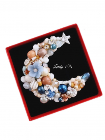 IDEI CADOURI DE CRACIUN - SET ACCESORII , BIJUTERII, BROSE PENTRU CRACIUN - Broșă eleganta, broșe de Crăciun, broșe lună, BROSA HANDMADE IN ROMANIA, accesorii lună, Brosa luna de pe cer, Accesorii Lovely 4 U, cadou special de Crăciun, BROSA LUNA,  cadouri deosebite de Crăciun, cadou, Lovely 4 U, brose, accesorii Lovely 4 U