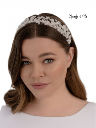 accesorii de lux mireasa,  coronita cu perle, coronita de lux, coronita lata mireasa, coronita mireasa handmade, coronita floarea miresei, diadema mireasa, nunta, nunta 2024, tiara, TIARA MIREASA, Coroniță minimalista, tiara mireasa, coroniță mireasa perle albe, diadema mireasa, coroană mireasa, accesorii cu perle mireasă, bentiță mireasa, accesorii Lovely 4 U, bijuterii par mireasă, diadema par mireasa, accesorii de par pentru mirese [5]