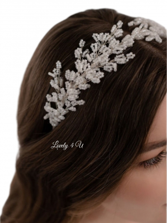 accesorii de lux mireasa,  coronita cu perle, coronita de lux, coronita lata mireasa, coronita mireasa handmade, coronita floarea miresei, diadema mireasa, nunta, nunta 2024, tiara, TIARA MIREASA, Coroniță minimalista, tiara mireasa, coroniță mireasa perle albe, diadema mireasa, coroană mireasa, accesorii cu perle mireasă, bentiță mireasa, accesorii Lovely 4 U, bijuterii par mireasă, diadema par mireasa, accesorii de par pentru mirese [4]