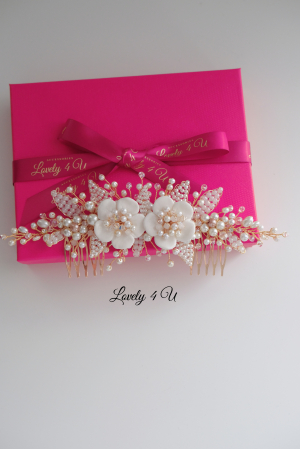 ACCESORII LOVELY 4 U, PIEPTAN MIREASA, DIADEMA MIREASA, ACCESORIU PAR MIREASA, ACCESORII DE PAR MIRESE, ACCESORII NUNTA, ACCESORII CU PERLE, DIADEMA CU PERLE, PIEPTAN VOAL MIREASA, BIJUTERII PAR MIREASA, CORONITA, TIARA , DIADEMA CU FLORI MIREASA, ACCESORII DE PAR PENTRU MIRESE, [3]