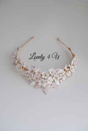 CORONITA CU FLORI, DIADEMA MIREASA, FLORI CIRES, ACCESORII DE LUX MIREASA, BIJUTERII DE LUX, COAFURI MIREASA, CORONITE MIREASA 2024, ACCESORII DE PAR MIREASA, COROANA MIREASA CU FLORI, MIREASA 2024 [4]