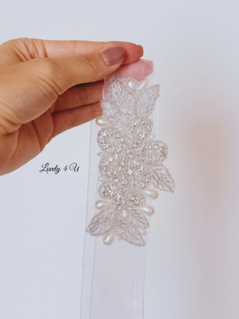 accesorii handmade mireasa, accesorii mireasa, accesorii nunta, accesorii par, accesorii par dantela, accesorii par handmade mireasa, accesoriu par mireasa, accesoriu traditii mireasa, bijuterii mireasa, bijuterii nunta, esarfa dezgatit, esarfa dezgatit mireasa, esarfa din dantela mireasa, esarfa mireasa, esarfa mireasa dantela, traditia dezgatitului [19]