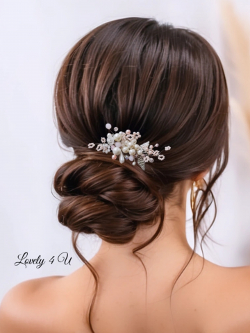 PIEPTAN MIREASA roz, DIADEMA MIREASA peach, ACCESORIU PAR MIREASA cu perle, ACCESORII DE PAR MIRESE, ACCESORII NUNTA, ACCESORII CU PERLE, DIADEMA CU PERLE, PIEPTAN VOAL MIREASA, BIJUTERII PAR MIREASA, agrafa par cu perle albe si ivory, perle roz peach, peptan mic mireasa, diadema cununie civila, accesorii handmade, bijuterii cununie civila, set diadema si cercei, accesorii lovely 4 u