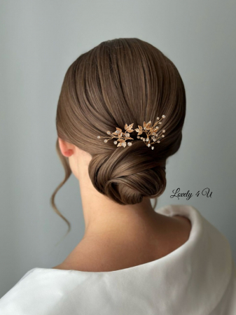 set agrafe placate cu auri, agrafe premium mireasa, accesorii handmade in romania, accesorii lovely 4 u, frunze aurii, diadema mireasa , pin coc mireasa, coafuri mireasa coc, agrafa cu pietre, set bijuterii mireasa, decoratiune par mireasa, coc mireasa cu diadema,