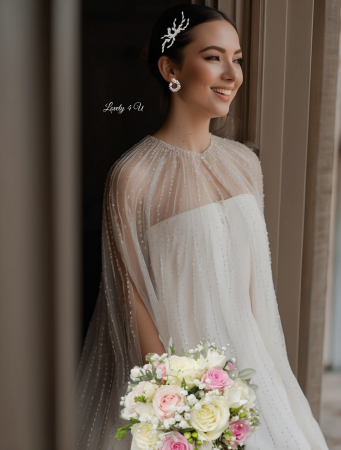 Set mireasă LIVIA - diademă, colier și cercei cu zirconiu cubic, Set bijuterii mireasă LIVIA - accesorii elegante placate cu aur, Diademă mireasă LIVIA - accesoriu regal cu pietre de zirconiu, Colier mireasă LIVIA - bijuterie delicată cu cristale și zirconiu, Cercei lungi mireasă LIVIA - eleganță și rafinament pentru evenimente speciale, Set LIVIA - bijuterii premium pentru mireasă, nașă sau soacră, Bijuterii mireasă set LIVIA - strălucire și eleganță pentru ziua nunții, Set mireasă LIVIA - accesorii handmade de lux pentru nuntă, Set bijuterii nuntă LIVIA - detalii fine pentru un look sofisticat, Accesorii mireasă LIVIA - diademă, cercei și colier pentru o apariție memorabilă, [6]