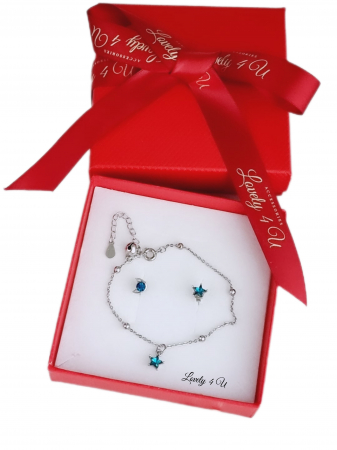 IDEI CADOURI DE CRACIUN - SET ACCESORII , BIJUTERII, BROSE PENTRU CRACIUN - ,CADOU DEOSEBIT, CADOU SPECIAL, CADOU DE CRACIUN,  Idei de cadouri unice, Idei cadouri craciun, Idei de cadouri de craciun pentru prieteni, Seturi cadou craciun,bijuterii argint, bijuterii swarovski, cadouri pentru ea, cercei albastri, cercei argint, cercei argint cu lant stea, cercei craciun, cercei cu lant stelute, cercei cub cu lantisor, cercei de ocazie, cercei din cristale, cercei domnisoare, cercei eleganti, cercei fetite, cercei handmade, cercei stea, cercei stelute, cercei stelute albastre, cercei stelute lantisor, cercei stralucitori, cristale swarovski picatura, stelute craciun