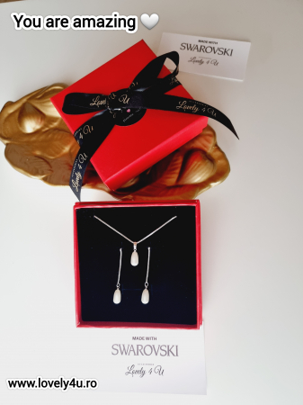accesorii nunta, bijuterii din perle, bijuterii handmade mireasa, bijuterii mireasă, set bijuterii argint, bijuterii cu perle Swarovski, colier argint cu perle, cercei argint eleganți, accesorii mireasă handmade, bijuterii handmade România, bijuterii elegante argint, set colier și cercei mireasă, bijuterii rafinate femei, bijuterii evenimente speciale, bijuterii sofisticate argint, cadou femei bijuterii, set bijuterii delicate, bijuterii argint 925 femei, set perle Swarovski, accesorii fashion femei, bijuterii premium handmade, bijuterii personalizate mireasă, bijuterii lux mireasă, colier argint perle, cercei lungi argint, set mireasă perle, bijuterii cadou elegant, bijuterii rafinate argint 925, bijuterii damă lux, bijuterii delicate și feminine, bijuterii argint pentru ocazii speciale, accesorii nuntă elegante, bijuterii fine argint și perle. bijuterii mireasa, bobite mireasa, cercei argint mireasa, perlute mireasa, set mireasa, set nunta, seturi handmade mireasa [1]