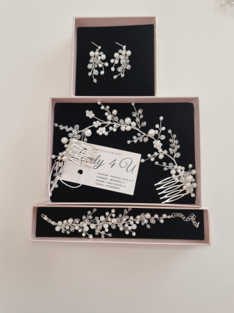 set bijuterii mireasa, set diadema si cercei mireasa, set diadema cercei si bratara cu perle, cercei mireasa cu perle, set accesorii nunta, set bijuterii nunta, bratara mireasa cu perle albe, set argintiu mireasa cu perle , cercei lungi mireasa, bratara mireasa [12]