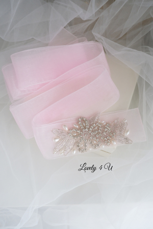ACCESORII LOVELY 4 U, BIJUTERII MIREASA, BENTITA MIREASA, BENTIȚĂ AURIE, BENTIȚĂ MIREASA CU FLORI, ACCESORII PENTRU NUNTA, ACCESORII DE PAR MIREASA, CORONITĂ MIREASA, TIARĂ MIREASA, DIADEMA MIREASA,ACCESORII LOVELY 4 U, DIADEMA MIREASA, DIADEMA AURIE, BIJUTERII MIREASA, PIEPTAN VOAL MIREASA, DIADEME CU FLORI, CORONITĂ MIREASA, ACCESORII COC MIREASA, AGRAFĂ PĂR MIREASĂ, PIEPTĂN MIREASA,ACCESORII LOVELY 4 U, AGRAFE PAR MIREASA, AGRAFE CU FLORI MIREASA, PIN COC MIREASA, AGRAFE MIREASA, ACCESORII CU FLORI MIREASĂ, SET AGRAFE MIREASA, ACCESORII DE PĂR MIREASĂ, BIJUTERII MIREASA, accesorii par handmade, accesorii par mireasa, bijuterii mireasa, Accesorii Lovely 4 U, Bijuterii rose gold, BENTITA ROZ GOLD, BENTIȚĂ MIREASA, BENTIȚĂ CU FLORI MIREASA, CORONITĂ CU FLORI, CORONITĂ MIREASA, BENTIȚĂ CU CRISTALE ROZ, BIJUTERII MIREASA, ACCESORII FLORI ROZ, Accesorii pentru pantofi, Ornamente pantofi,Accesorii pantofi dama Brosa pantofi,Flecuri pantofi,Pantofi musette olx,Magazin accesorii incaltaminte,Musette pantofi dama, ACCESORII, Clipsuri pantofi mireasa, bijuterii pentru pantofi mireasa, bijuterii pantofi, accesorii detasabile pentru pantofi, accesorii detasabile, clipsuri pantofi, clipsuri de pantofi mireasa, clipsuri pentru pantofi mireasa,  Clipsuri pantofi Brose pentru pantofi, decoratiuni pentru pantofi,  Magazin accesorii incaltaminte, Aplicatii pentru pantofi, Clipsuri pantofi mireasa, Accesorii pantofi LOVELY 4 U, Accesorii pantofi dama, Musette pantofi catalog, ACCESORII LOVELY 4 U, DIADEMA MIREASA, DIADEMA AURIE, BIJUTERII MIREASA, PIEPTAN VOAL MIREASA, DIADEME CU FLORI, CORONITĂ MIREASA, ACCESORII VOAL MIREASA, AGRAFĂ CU FRUNZE MIREASĂ, PIEPTĂN MIREASA CLIPSURI PANTOFI, ACCESORII PANTOFI, ACCESORII LOVELY 4 U, BIJUTERII MIREASĂ, BIJUTERII PENTRU PANTOFI, CLUPSURI PANTOFI MIREASA, MIREASA 2023, PANTOFI MIREASA, Accesorii cu perle mireasa, ornamente pentru pantofi mireasa  Accesorii Lovely 4 U, CERCEI MIREASA, CERCEI LUNGI MIREASA, CERCEI CU PERLE, CERCEI CU PERLE MIREASA, CERCEI ARGINTII, BIJUTERII MIREASA, BIJUTERII NUNTA, CERCEI 2023 Accesorii Lovely 4 U, Bijuterii rose, BENTITA ROZ GOLD, TIARĂ MIREASA, TIARA CU FLORI MIREASA, CORONITĂ CU FLORI, CORONITĂ MIREASA, TIARĂ ROZ, BIJUTERII MIREASA, ACCESORII FLORI ROZ ACCESORII LOVELY 4 U, CORONA MIREASĂ, CORONITĂ ASIMETRICA MIREASA, CORONITA CU PIETRICELE, TIARĂ MIREASA, TIARA CU CRISTALE, BENTITA MIREASĂ, CORDELUȚĂ MIREASĂ , BIJUTERII MIREASA EȘARFĂ TRADIȚIA DEZGATITUL MIRESEI, EȘARFĂ MIREASĂ, ACCESORII PENTRU DEZGATIT MIREASA, BENTIȚĂ DEZGATITUL MIRESEI, CORONIȚĂ DEZGATIT MIREASA, SET DEZGATIT MIREASA, ACCESORII PENTRU MIREASĂ, ACCESORII DE PAR MIREASA, BRÂU ROCHIE MIREASA , Accesorii Lovely 4 U ,Accesorii Lovely 4 U, CERCEI MIREASA, CERCEI LUNGI MIREASA, CERCEI și lănțișor mireasa , SET CERCEI MIREASA, SET BIJUTERII MIREASA, BIJUTERII MIREASA, BIJUTERII NUNTA, CERCEI 2023 Colier transparent cu perla, colier la baza gâtului, colier nylon cu perla, bijuterii mireasa, colier elegant cu pandantiv, colier invizibil cu perla, colier mireasa, bijuterii 2023, mireasa 2023, Accesorii Lovely 4 U, TIARA CU PERLE, BENTITA CU PERLE, BENTIȚĂ MIREASA, CORONITA MIREASA, CORONITĂ CU CRISTALE, CORONITĂ MIREASA, DIADEMA MIREASA, BIJUTERII MIREASA, ACCESORII PENTRU PAR MIREASA ,Accesorii Lovely 4 U, TIARA CU FLORI, BENTITA CU FLORI, BENTIȚĂ MIREASA, CORONITA MIREASA, CORONITĂ CU CRISTALE, CORONITĂ MIREASA CU FLORI, DIADEMA MIREASA CU FLORI, BIJUTERII MIREASA, ACCESORII PENTRU PAR MIREASA ,Accesorii Lovely 4 U, CERCEI MIREASA cu flori, CERCEI LUNGI MIREASA, CERCEI pietricele ,  CERCEI MIREASA cu șurub,  BIJUTERII MIREASA cu trandafiri, Cercei cu flori bujor BIJUTERII NUNTA, CERCEI 2023,Accesorii Lovely 4 U, BRĂȚARĂ MIREASA, CERCEI LUNGI MIREASA, BRATARA CU FLORI  , SET BRĂȚARĂ MIREASA, SET BIJUTERII MIREASA, BIJUTERII MIREASA, BIJUTERII NUNTA, BRĂȚARĂ PERSONALIZATĂ ,Accesorii Lovely 4 U, BRĂȚARĂ MIREASA, brățară MIREASA, BRATARA CU perle  ,BRĂȚARĂ  MIREASA cu perle, SET BIJUTERII MIREASA cu perle, BIJUTERII MIREASA, BIJUTERII NUNTA, BRĂȚARĂ PERSONALIZATĂ,  Brățari domnișoare de onoare, Accesorii Lovely 4 U, TIARA CU PERLE, Accesoriu par cu frunze, Diadema MIREASA cu frunze argintii, CORONITA MIREASA cu flori, Diade cu flori, Pieptan MIREASA cu flori, DIADEMA MIREASA cu flori, BIJUTERII par MIREASA, ACCESORII PENTRU PAR MIREASA ,Accesorii Lovely 4 U, CERCEI MIREASA cu perle, CERCEI LUNGI MIREASA cu perle, CERCEI cu perle ,  CERCEI MIREASA cu șurub,  BIJUTERII MIREASA cu perle, Cercei simpli cu perle,  BIJUTERII NUNTA, CERCEI 2023,ACCESORII LOVELY 4 U, DIADEMA MIREASA cu perle, DIADEMA cu perle, BIJUTERII MIREASA cu perle, PIEPTAN VOAL MIREASA cu perle, Accesoriu mic cu perle, CORONITĂ MIREASA, ACCESORII VOAL MIREASA, AGRAFĂ CU perle MIREASĂ, PIEPTĂN MIREASA,Accesorii Lovely 4 U, Ghirlanda cu flori mireasa, Accesoriu de par lung pentru mirese, bentiță lunga mireasa, TIARA CU FLORI, BENTITA CU FLORI, BENTIȚĂ MIREASA, CORONITĂ MIREASA CU FLORI, DIADEMA MIREASA CU FLORI,  ACCESORII LOVELY 4 U, DIADEMA MIREASA cu perle, DIADEMA cu perle, BIJUTERII MIREASA cu perle, coronita cu pietricele, coronita mireasa cu perle, CORONITĂ MIREASA, ACCESORII VOAL MIREASA, Tiara CU perle MIREASĂ, TIARA MIREASA, ACCESORII LOVELY 4 U, AGRAFE PAR MIREASA, AGRAFE CU FLORI MIREASA, PIN COC MIREASA, AGRAFE MIREASA, ACCESORII CU FLORI MIREASĂ, SET AGRAFE MIREASA, ACCESORII DE PĂR MIREASĂ, BIJUTERII MIREASA,  Accesorii par mireasa ieftine Accesorii par mireasa meli melo Diademe mireasa finute Diademă mireasă Accesorii mireasa Diademe mireasa ieftine Flori par mireasa,  Diademe mireasa finute Voaluri si accesorii mireasa Set accesorii mireasa Accesorii par mireasa ieftine Diademă mireasă 2022 Accesoriu par mireasa cristale Accesorii par mireasa Diademe par ieftine,   Set colier si cercei mireasa Set bijuterii mireasa swarovski Cercei mireasa teilor Magazin bijuterii mireasa bucuresti Set bijuterii mireasa simple Set bijuterii mireasa argint Set bijuterii mireasa perle Set diadema si cercei mireasa,  Diademe mireasa finute Voaluri si accesorii mireasa Coronita par mireasa Diademe mireasa ieftine Pieptene par mireasa Accesorii mireasa Flori par mireasa Diadema par,  Accesorii par mireasa Diademă mireasă Accesorii mireasa Diadema mireasa olx Diadema mireasa emag Pieptene voal mireasa Pieptene par accesoriu Diademe mireasa finute,accesorii par mireasa,accesorii ieftine,Accesorii Nunta,accesorii par,diademe,tiare , Accesorii Luvely 4 U, Bijuterii par mireasa, Agrafa de par mireasa, Accesoriu stil grecesc, Accesorii cu frunze, agrafa par mireasa, agrafa coc mireasa, bentita par mireasa, coronita par mireasa, coronite, tiare mireasa, bijuterii nunta, bijuterii par mireasa, ormament par mireasa, decoratiune par mireasa, accesorii finute mireasa, accesorii statement, accesorii casual, accesorii elegante nunta, accesorii personalizate, accesorii lucrate manual, accesorii romania, accesorii handemade, accesorii mireasa personalizate, accesorii pe stoc mireasa, agrafa , diadema cu perle, tiara cu perle, coronita cu perle, pieptan cu perle, accesoriu lung cu perle, accesoriu lung mireasa, ghirlanda mireasa, ghirlanda cu perle, bijuterii cu perle, set mireasa cu perle, bijuterii argint, bijuterii aur,  Accesorii par mireasa flori, Accesorii par mireasa ieftine, Accesorii mireasa, Accesorii par cristale, Diademă mireasă, Agrafe pieptan par, accesorii de par, accesorii mireasa, accesorii nunta, diadema mireasa, nunta 2023, pieptene mireasa, mireasa 2023,  Funda par mireasa Clama par, accesoriu lateral, accesoriu mireasa, accesoriu par, argintiu, auriu, bucuresti, cluj, diadema mireasa, flori, frunze, iasi, pieptene mireasa, tiara, Timisoara, accesoriu cu flori, accesoriu par mireasa, agrafa mireasa, cluj napoca, diadema cu flori., diadema ivory, diadema trandafiri, mireasa bucuresti, mireasa cluj, pieptene mireasa, accesoriu par mireasa, coronita de lux, CORONITA DE NUNTA, coronita mare mireasa cluj, coronita mireasa, diadema, mireasa bucuresti, pieptene mireasa, tiara, TIARA MIREASA, bucuresti, coronita, coronita cluj, coronita cu flori, coronita mireasa, coronita nunta, mireasa, mireasa cluj, romania, tiara lovely 4u , tiara flori, acceorii de lux, acceorii mireasa, accesoriu mireasa, coronita aurie, coronita cu frunze aurii, coronita mireasa, coronita mireasa cluj, coronita nunta, diadema mireasa, Coroniță stil grecesc, coroniță cu frunze, tiara mireasa, tiara cu frunze, frunze rose gold, bijuterii mireasa cu frunze, accesorii Lovely 4 U, tiara mireasa, coroniță asimetrica, tiara asimetrica, Coroniță stil grecesc, coroniță cu frunze, tiara mireasa, tiara cu frunze, frunze  gold, bijuterii mireasa cu frunze, accesorii Lovely 4 U, tiara mireasa, coroniță cu perle, coronita mireasa,   accesorii de lux mireasa, artelis, coronita cu perle, coronita de lux, coronita inalta mireasa, coronita mireasa, coronita piersica, diadema mireasa, nunta, nunta 2020, tiara, TIARA MIREASA, Coroniță minimalista, tiara mireasa, coroniță mireasa, diadema mireasa, coroană mireasa, accesorii cu perle mireasă, bentiță mireasa, accesorii Lovely 4 U, bijuterii par mireasă, diadema par mireasa, coronita swarovski, accesorii LOVELY 4 U, coronita swarovski, tiara swarovski, coroana mireasa, coroana inalta cu flori, tiara swarovski, tiara de lux, diadema swarovski, accesoriu auriu mireasa, accesoriu pentru par, coronita aurie, coronita mireasa, diadema mireasa, tiara cu frunze aurii, TIARA MIREASA, tiara nunta, accesorii LOVELY 4 U, Coroniță dubla mireasă, coronita cu Swarovski, coronita mireasă, tiară mireasa, diadema mireasa, coronita cu Swarovski, coronita de lux mireasă, Diadema de lux mireasă, accesorii Lovely 4 U, CORONITA MIREASA, DIADEMA MIREASA, COAFURI MIREASa, IDEI nunta,  BIJUTERII MIREASA, TIARA MIREASA, ACCESORII LOVELY 4 U, BIJUTERII 2023, CORONITE MIRESE, DIADEME MIRESE, NUNTA 2023, ROCHIE MIREASA 2023, pantofi mireasa 2023, decor nunta 2023, cordeluta de par mireasa, Diadema cu flori, peony accesorii, bijuterii cu flori bujori, tiara cu flori, pieptan voal mireasa cu flori, accesorii lovely 4 u , accesorii 2023, agrafa par mireasa, accesorii par nunta, accesoriu de par lateral, bijuterii argint, bijuterii cristale, bijuterii mireasa, accesorii mireasa, accesorii mireasa, accesorii pentru par, bentita handmade, bentita, Căutări similare diadema coafuri mireasa cu voal,accesorii par mireasa, Coronita cu perle,Coronita mireasa emag,Voal si coronita mireasa, Coronita mireasa argint,Coronita mireasa swarovski,Coronita mireasa handmade, Coronita mireasa cristale.Set coronita si cercei mireasa ,coroana mireasa,  Cercei mireasa finuti, Cercei mireasa perle, Glamadea cercei mireasa,Set colier si cercei mireasa Colier si cercei mireasa, Cercei mireasa cristale, Cercei mireasa teilor, Cercei mireasa splendor,  Set bijuterii mireasa, Cercei mireasa finuti, Cercei mireasa simpli, Cercei mireasa aurii, Perle mireasa superstitii, Cercei mireasa mici, Set bijuterii mireasa simple, Cercei mireasa teilor, Accesorii pentru pantofi,  Ornamente pantofi Accesorii pantofi dama Brosa pantofi,EȘARFĂ TRADIȚIA DEZGATITUL MIRESEI, EȘARFĂ MIREASĂ, ACCESORII PENTRU DEZGATIT MIREASA, BENTIȚĂ DEZGATITUL MIRESEI, DEZGATIT MIREASA, BIJUTERII DEZGATIT MIREASA, ACCESORII PENTRU MIREASĂ, ACCESORII DE PAR MIREASA, BRÂU ROCHIE MIREASA ,  Flecuri pantofi, Pantofi musette olx, Magazin accesorii incaltaminte, Musette pantofi dama, ACCESORII, Clipsuri pantofi mireasa, bijuterii pentru pantofi mireasa, bijuterii pantofi, accesorii detasabile pentru pantofi, accesorii detasabile, clipsuri pantofi, clipsuri de pantofi mireasa, clipsuri pentru pantofi mireasa,  Clipsuri pantofi Brose pentru pantofi, decoratiuni pentru pantofi,  Magazin accesorii incaltaminte, Aplicatii pentru pantofi, Clipsuri pantofi mireasa, Accesorii pantofi LOVELY 4 U, Accesorii pantofi dama, Musette pantofi catalog,EȘARFĂ TRADIȚIA DEZGATITUL MIRESEI, EȘARFĂ MIREASĂ, ACCESORII PENTRU DEZGATIT MIREASA, BENTIȚĂ DEZGATITUL MIRESEI, DEZGATIT MIREASA, BIJUTERII DEZGATIT MIREASA, ACCESORII PENTRU MIREASĂ, ACCESORII DE PAR MIREASA, BRÂU ROCHIE MIREASA ,  Set bijuterii mireasa, Set bijuterii mireasa perle, Set bijuterii mireasa argint, Bijuterii mireasa. Set bijuterii mireasa swarovski, Set bijuterii mireasa ieftine, Bijuterii mireasa aur, Bijuterii mireasa finute,  Colier mireasa la baza gatului Magazin bijuterii mireasa bucuresti Bijuterii mireasa argint Bijuterii mireasa aur Set bijuterii mireasa swarovski Set diadema si cercei mireasa Bijuterii mireasa Set bijuterii mireasa argint, bratara cu pietre, bratara mireasa, bratara subtire, BRATARA GOLD, BRATARA ZIRCONIU CUBIC, BRATARA MIREASA, BRATARA MIRESE, BRATARA AUR GOLD, BIJUTERI GOLD, BIJUTERII MIREASA, ACCESORI MIREASA, ACCESORII NUNTA, BIJUTERI NUNTA, SET MIREASA, Accesorii Lovely 4 U, Accesorii pentru mirese, accesorii elegante, cadou elegant, bijuterii nasa, cadou nasa, accesorii nasa, accesorii pentru nunta, accesorii de nunta, accesorii LOVELY 4 U, bijuterii LOVELY4U. LOVELY4U.RO, diadema mireasa, diadema, tiara, coroana mireasa,  Set colier si cercei mireasa, Set bijuterii mireasa swarovski, Magazin bijuterii mireasa bucuresti Cercei mireasa teilor, Set bijuterii mireasa simple, Set bijuterii mireasa perle, Set bijuterii mireasa argint, Set diadema si cercei mireasa, Cercei mireasa finuti, Cercei mireasa perle, Glamadea cercei mireasa,Set colier si cercei mireasa Colier si cercei mireasa, Cercei mireasa cristale, Cercei mireasa teilor, Cercei mireasa splendor,  Set bijuterii mireasa, Cercei mireasa finuti, Cercei mireasa simpli, Cercei mireasa aurii, Perle mireasa superstitii, Cercei mireasa mici, Set bijuterii mireasa simple, Cercei mireasa teilor, Bratara chic cu o perle, bratara cu operla, bratara finuta cu o perla, bratara tip lantisor,bratara discreta mireasa, bratara minimalista, bratara lovely 4 u, modele bratari mireasa, cum se face o bratara, modele accesorii mireasa, modele bijuterii mireasa, accesorii de lux  mireasa, Set bijuterii mireasa, Set bijuterii mireasa perle, Set bijuterii mireasa argint, Bijuterii mireasa. Set bijuterii mireasa swarovski, Set bijuterii mireasa ieftine, Bijuterii mireasa aur, Bijuterii mireasa finute,Colier mireasa la baza gatului Magazin bijuterii mireasa bucuresti Bijuterii mireasa argint Bijuterii mireasa aur Set bijuterii mireasa swarovski Set diadema si cercei mireasa Bijuterii mireasa Set bijuterii mireasa argint, bratara cu pietre, bratara mireasa, bratara subtire, BRATARA GOLD, BRATARA ZIRCONIU CUBIC, BRATARA MIREASA, BRATARA MIRESE, BRATARA AUR GOLD, BIJUTERI GOLD, BIJUTERII MIREASA, ACCESORI MIREASA, ACCESORII NUNTA, BIJUTERI NUNTA, SET MIREASA, Accesorii Lovely 4 U, Accesorii pentru mirese, accesorii elegante, cadou elegant, bijuterii nasa, cadou nasa, accesorii nasa, accesorii pentru nunta, accesorii de nunta, accesorii LOVELY 4 U, bijuterii LOVELY4U. LOVELY4U.RO, diadema mireasa, diadema, tiara, coroana mireasa,  Set colier si cercei mireasa, Set bijuterii mireasa swarovski, Magazin bijuterii mireasa bucuresti Cercei mireasa teilor, Set bijuterii mireasa simple, Set bijuterii mireasa perle, Set bijuterii mireasa argint, Set diadema si cercei mireasa, Cercei mireasa finuti, Cercei mireasa perle, Glamadea cercei mireasa,Set colier si cercei mireasa Colier si cercei mireasa, Cercei mireasa cristale, Cercei mireasa teilor, Cercei mireasa splendor,  Set bijuterii mireasa, Cercei mireasa finuti, Cercei mireasa simpli, Cercei mireasa aurii, Perle mireasa superstitii, Cercei mireasa mici, Set bijuterii mireasa simple, Cercei mireasa teilor, Bratara chic cu o perle, bratara cu operla, bratara finuta cu o perla, bratara tip lantisor,bratara discreta mireasa, bratara minimalista, bratara lovely 4 u, modele bratari mireasa, cum se face o bratara, modele accesorii mireasa, modele bijuterii mireasa, accesorii de lux  mireasa, Accesorii pentru pantofi,  Ornamente pantofi Accesorii pantofi dama Brosa pantofi, Flecuri pantofi, Pantofi musette olx, Magazin accesorii incaltaminte, Musette pantofi dama, ACCESORII, Clipsuri pantofi mireasa, bijuterii pentru pantofi mireasa, bijuterii pantofi, accesorii detasabile pentru pantofi, accesorii detasabile, clipsuri pantofi, clipsuri de pantofi mireasa, clipsuri pentru pantofi mireasa,  Clipsuri pantofi Brose pentru pantofi, decoratiuni pentru pantofi,  Magazin accesorii incaltaminte, Aplicatii pentru pantofi, Clipsuri pantofi mireasa, Accesorii pantofi LOVELY 4 U, Accesorii pantofi dama, Musette pantofi catalog, Set bijuterii mireasa, Set bijuterii mireasa perle, Set bijuterii mireasa argint, Bijuterii mireasa. Set bijuterii mireasa swarovski, Set bijuterii mireasa ieftine, Bijuterii mireasa aur, Bijuterii mireasa finute,  Colier mireasa la baza gatului Magazin bijuterii mireasa bucuresti Bijuterii mireasa argint Bijuterii mireasa aur Set bijuterii mireasa swarovski Set diadema si cercei mireasa Bijuterii mireasa Set bijuterii mireasa argint, bratara cu pietre, bratara mireasa, bratara subtire, BRATARA GOLD, BRATARA ZIRCONIU CUBIC, BRATARA MIREASA, BRATARA MIRESE, BRATARA AUR GOLD, BIJUTERI GOLD, BIJUTERII MIREASA, ACCESORI MIREASA, ACCESORII NUNTA, BIJUTERI NUNTA, SET MIREASA, Accesorii Lovely 4 U, Accesorii pentru mirese, accesorii elegante, cadou elegant, bijuterii nasa, cadou nasa, accesorii nasa, accesorii pentru nunta, accesorii de nunta, accesorii LOVELY 4 U, bijuterii LOVELY4U. LOVELY4U.RO, diadema mireasa, diadema, tiara, coroana mireasa,  Set colier si cercei mireasa, Set bijuterii mireasa swarovski, Magazin bijuterii mireasa bucuresti Cercei mireasa teilor, Set bijuterii mireasa simple, Set bijuterii mireasa perle, Set bijuterii mireasa argint, Set diadema si cercei mireasa, Cercei mireasa finuti, Cercei mireasa perle, Glamadea cercei mireasa,Set colier si cercei mireasa Colier si cercei mireasa, Cercei mireasa cristale, Cercei mireasa teilor, Cercei mireasa splendor,  Set bijuterii mireasa, Cercei mireasa finuti, Cercei mireasa simpli, Cercei mireasa aurii, Perle mireasa superstitii, Cercei mireasa mici, Set bijuterii mireasa simple, Cercei mireasa teilor, Bratara chic cu o perle, bratara cu operla, bratara finuta cu o perla, bratara tip lantisor,bratara discreta mireasa, bratara minimalista, bratara lovely 4 u, modele bratari mireasa, cum se face o bratara, modele accesorii mireasa, modele bijuterii mireasa, accesorii de lux  mireasa mireasa, bijuterii cu flori, bijuterii din perle, bijuterii handmade mireasa, bijuterii mireasa, pieptene mireasa, set mireasa, set nunta, seturi handmade mireasa,nunta tematica, bijuterii handmade, bijuterii nunta, bratara, bratara bogata mireasa, bratara cu flori, bratara din margele, bratara mireasa, bratara , perle, bratari handmade, nunta, seturi mireasa, mireasa, bijuterii cu flori,  accesorii handmade, accesorii nunta, accesorii par mireasa, accesoriu par desfacut mireasa, aranjamente par, bijuterii mireasa, bijuterii par, bridal hairstyles, coafuri mirese, coronita mireasa, coronita printesa, de pus in par, decoratiuni par mireasa, diademe mireasa, tiara mireasabijuterii handmade mireasa, bijuterii mireasa, flori mireasa, set fairy tale, set mireasa, seturi handmade mireasa, accesorii coc, accesorii de par mireasa, accesorii handmade, accesorii nunta, bijuterii mireasa, bijuterii par, bijuterii romanesti, bridal hairstyles, coafuri mirese, coronita cu flori mireasa, coronita par, decoratiuni par mireasa, diademe mireasa, tiare mireasa mireasa, bijuterii nunta, cadouri pentru ea, cercei argint, cercei bobite, cercei discreti, cercei eleganti mireasa, cercei handmade, cercei mici mireasa, cercei mireasa, cercei perlute, perlute mireasa, bijuterii argint, bijuterii mireasa, bijuterii nunta, bijuterii swarovski, cadouri pentru ea, cercei argint, cercei argintii, cercei argintii mireasa, cercei cristale, cercei cristale mireasa, cercei deosebiti mireasa, cercei handmade, cercei medii mireasa, cercei stralucitori, cristale argintii, pietre argintii, swarovski, accesorii handmade mireasa, accesorii mireasa, accesorii nunta, accesorii par, accesorii, ACCESORII LOVELY 4 U, AGRAFE PAR MIREASA, AGRAFE CU FLORI MIREASA, PIN COC MIREASA, AGRAFE MIREASA, ACCESORII CU FLORI MIREASĂ, SET AGRAFE MIREASA, ACCESORII DE PĂR MIREASĂ, BIJUTERII MIREASA,  Accesorii par mireasa ieftine Accesorii par mireasa meli melo Diademe mireasa finute Diademă mireasă Accesorii mireasa Diademe mireasa ieftine Flori par mireasa,  Diademe mireasa finute Voaluri si accesorii mireasa Set accesorii mireasa Accesorii par mireasa ieftine Diademă mireasă 2022 Accesoriu par mireasa cristale Accesorii par mireasa Diademe par ieftine,   Set colier si cercei mireasa Set bijuterii mireasa swarovski Cercei mireasa teilor Magazin bijuterii mireasa bucuresti Set bijuterii mireasa simple Set bijuterii mireasa argint Set bijuterii mireasa perle Set diadema si cercei mireasa,  Diademe mireasa finute Voaluri si accesorii mireasa Coronita par mireasa Diademe mireasa ieftine Pieptene par mireasa, Accesorii mireasa, Flori par mireasa, Diadema par,  Accesorii par mireasa Diademă mireasă Accesorii mireasa Diadema mireasa olx Diadema mireasa emag Pieptene voal mireasa Pieptene par accesoriu Diademe mireasa finute,accesorii par mireasa,accesorii ieftine,Accesorii Nunta,accesorii par,diademe,tiare , Accesorii Luvely 4 U, Bijuterii par mireasa, Agrafa de par mireasa, Accesoriu stil grecesc, Accesorii cu frunze, agrafa par mireasa, agrafa coc mireasa, bentita par mireasa, coronita par mireasa, coronite, tiare mireasa, bijuterii nunta, bijuterii par mireasa, ormament par mireasa, decoratiune par mireasa, accesorii finute mireasa, accesorii statement, accesorii casual, accesorii elegante nunta, accesorii personalizate, accesorii lucrate manual, accesorii romania, accesorii handemade, accesorii mireasa personalizate, accesorii pe stoc mireasa, agrafa , diadema cu perle, tiara cu perle, coronita cu perle, pieptan cu perle, accesoriu lung cu perle, accesoriu lung mireasa, ghirlanda mireasa, ghirlanda cu perle, bijuterii cu perle, set mireasa cu perle, bijuterii argint, bijuterii aur,  Accesorii par mireasa flori, Accesorii par mireasa ieftine, Accesorii mireasa, Accesorii par cristale, Diademă mireasă, Agrafe pieptan par, accesorii de par, accesorii mireasa, accesorii nunta, diadema mireasa, nunta 2023, pieptene mireasa, mireasa 2023,  Funda par mireasa Clama par, accesoriu lateral, accesoriu mireasa, accesoriu par, argintiu, auriu, bucuresti, cluj, diadema mireasa, flori, frunze, iasi, pieptene mireasa, tiara, Timisoara, accesoriu cu flori, accesoriu par mireasa, agrafa mireasa, cluj napoca, diadema cu flori., diadema ivory, diadema trandafiri, mireasa bucuresti, mireasa cluj, pieptene mireasa, accesoriu par mireasa, coronita de lux, CORONITA DE NUNTA, coronita mare mireasa cluj, coronita mireasa, diadema, mireasa bucuresti, pieptene mireasa, tiara, TIARA MIREASA, bucuresti, coronita, coronita cluj, coronita cu flori, coronita mireasa, coronita nunta, mireasa, mireasa cluj, romania, tiara lovely 4u , tiara flori, acceorii de lux, acceorii mireasa, accesoriu mireasa, coronita aurie, coronita cu frunze aurii, coronita mireasa, coronita mireasa cluj, coronita nunta, diadema mireasa, Coroniță stil grecesc, coroniță cu frunze, tiara mireasa, tiara cu frunze, frunze rose gold, bijuterii mireasa cu frunze, accesorii Lovely 4 U, tiara mireasa, coroniță asimetrica, tiara asimetrica, Coroniță stil grecesc, coroniță cu frunze, tiara mireasa, tiara cu frunze, frunze  gold, bijuterii mireasa cu frunze, accesorii Lovely 4 U, tiara mireasa, coroniță cu perle, coronita mireasa,   accesorii de lux mireasa, artelis, coronita cu perle, coronita de lux, coronita inalta mireasa, coronita mireasa, coronita piersica, diadema mireasa, nunta, nunta 2020, tiara, TIARA MIREASA, Coroniță minimalista, tiara mireasa, coroniță mireasa, diadema mireasa, coroană mireasa, accesorii cu perle mireasă, bentiță mireasa, accesorii Lovely 4 U, bijuterii par mireasă, diadema par mireasa, coronita swarovski, accesorii LOVELY 4 U, coronita swarovski, tiara swarovski, coroana mireasa, coroana inalta cu flori, tiara swarovski, tiara de lux, diadema swarovski, accesoriu auriu mireasa, accesoriu pentru par, coronita aurie, coronita mireasa, diadema mireasa, tiara cu frunze aurii, TIARA MIREASA, tiara nunta, accesorii LOVELY 4 U, Coroniță dubla mireasă, coronita cu Swarovski, coronita mireasă, tiară mireasa, diadema mireasa, coronita cu Swarovski, coronita de lux mireasă, Diadema de lux mireasă, accesorii Lovely 4 U, CORONITA MIREASA, DIADEMA MIREASA, COAFURI MIREASa, IDEI nunta,  BIJUTERII MIREASA, TIARA MIREASA, ACCESORII LOVELY 4 U, BIJUTERII 2023, CORONITE MIRESE, DIADEME MIRESE, NUNTA 2023, ROCHIE MIREASA 2023, pantofi mireasa 2023, decor nunta 2023, cordeluta de par mireasa, Diadema cu flori, peony accesorii, bijuterii cu flori bujori, tiara cu flori, pieptan voal mireasa cu flori, accesorii lovely 4 u , accesorii 2023, agrafa par mireasa, accesorii par nunta, accesoriu de par lateral, bijuterii argint, bijuterii cristale, bijuterii mireasa, accesorii mireasa, accesorii mireasa, accesorii pentru par, bentita handmade, bentita, Căutări similare diadema coafuri mireasa cu voal,accesorii par mireasa, Coronita cu perle,Coronita mireasa emag,Voal si coronita mireasa, Coronita mireasa argint,Coronita mireasa swarovski,Coronita mireasa handmade, Coronita mireasa cristale.Set coronita si cercei mireasa ,coroana mireasa,  Cercei mireasa finuti, Cercei mireasa perle, Glamadea cercei mireasa,Set colier si cercei mireasa Colier si cercei mireasa, Cercei mireasa cristale, Cercei mireasa teilor, Cercei mireasa splendor,  Set bijuterii mireasa, Cercei mireasa finuti, Cercei mireasa simpli, Cercei mireasa aurii, Perle mireasa superstitii, Cercei mireasa mici, Set bijuterii mireasa simple, Cercei mireasa teilor, Accesorii pentru pantofi,  Ornamente pantofi Accesorii pantofi dama Brosa pantofi,EȘARFĂ TRADIȚIA DEZGATITUL MIRESEI, EȘARFĂ MIREASĂ, ACCESORII PENTRU DEZGATIT MIREASA, BENTIȚĂ DEZGATITUL MIRESEI, DEZGATIT MIREASA, BIJUTERII DEZGATIT MIREASA, ACCESORII PENTRU MIREASĂ, ACCESORII DE PAR MIREASA, BRÂU ROCHIE MIREASA ,  Flecuri pantofi, Pantofi musette olx, Magazin accesorii incaltaminte, Musette pantofi dama, ACCESORII, Clipsuri pantofi mireasa, bijuterii pentru pantofi mireasa, bijuterii pantofi, accesorii detasabile pentru pantofi, accesorii detasabile, clipsuri pantofi, clipsuri de pantofi mireasa, clipsuri pentru pantofi mireasa,  Clipsuri pantofi Brose pentru pantofi, decoratiuni pentru pantofi,  Magazin accesorii incaltaminte, Aplicatii pentru pantofi, Clipsuri pantofi mireasa, Accesorii pantofi LOVELY 4 U, Accesorii pantofi dama, Musette pantofi catalog,EȘARFĂ TRADIȚIA DEZGATITUL MIRESEI, EȘARFĂ MIREASĂ, ACCESORII PENTRU DEZGATIT MIREASA, BENTIȚĂ DEZGATITUL MIRESEI, DEZGATIT MIREASA, BIJUTERII DEZGATIT MIREASA, ACCESORII PENTRU MIREASĂ, ACCESORII DE PAR MIREASA, BRÂU ROCHIE MIREASA , Accesorii Lovely 4 U , #lovely4u #bentitapentrumireasa #bentitacucristale #cristale #accesorii  #accesoriicupietricele #coronitamireasa  #accesoriilovely4u #accesoriipentrumirese  #accesoriulungmireasa #ghirlandamireasa #accesoriulung #bentitamireasa  #nunta2023 #bijuterii2023 #bentitaeleganta #bentitemirese  #timisoara #brasov #mireasa2023 #nunti2023 #evenimente2023 #realizatinromania #produsromanesc #madeinromania #nuntatimisoara #nuntacluj #nuntabrasov #nuntaconstanta #nuntaiasi    #femeiputernice #femeifrumoase #femeispeciale #femeiunice #femeigingase #femeiubite #mameputernice #femeipretioase #sufletfrumos  #ziuainternationalaafemei  #2023 #cubucurie #primavara2023 #liniste #pretuire #respect #bunatate #recunostinta #credinta #frumusete #accesorii #bijuterii.    #accesoriilovely4u #iubire #armonie #bucurie #speranta #entuziasm  #creatie #daruire    #accesoriirosegold #bijuteriirosegold diadema #agrafaparmireasa #agrafacuperle #bijuteriicuperle #accesoriicuperle #lovely4u #accesoriilovely4u #accesoriivoalmireasa #voalmireasa  #accesoriirealizatecusuflet #accesoriimireasa #accesoriicuflori #romaniafrumoasa #realizatinromania #nuntainromania #nunta2023 #nuntiromania #bijuteriiromania  #mireasaromania  #mireasaperfecta #florialbe  #accesoriiromantice #diademaivory #ivoire #bijuteriiivory #buchetflori #bijuteriiflori #accesoriirealizatemanual #florinunta #florimireasa #iloveflowers    #diademacuflori #pietanmireasa #accesoriinunta #bijuteriipar #bijuteriinunta #perle #accesoriiaurii  #agrafacocmireasa #agrafacuflori #bijuteriicuflori #swarovski #perleswarovski #bijuteriiswarovski #bijueriimireasa #setmireasa #setbijuterii #cerceimireasa #cerceizirconiu #coliermireasa #bijuteriirosegold #bijuteriicuperle    #pietricele  #firtransparent #accesoriimireasa  #accesoriinunta #bijuteriinunta  #coliercufirtransparent #nunta2023 #mireasa2023 #nuntiromania #nuntalapalat #nuntitimisoara #nuntacraiova #nuntacluj #nuntabucuresti #timisoara #cluj #arad #sibiu #brasov #pieptanvoalmireasa  #constanta #oradea #turda #pitesti #mireasa #diademacucristale #rochiimireasa #rochiemireasa #buchetmireasa     #accesoriilovely4u #lovely4u #diademamireasa #diademecupietre #accesoriiparmireasa #accesoriideparpentrumirese #agrafaparmireasa #bijuteriimireasa #bijuteriirosegold #accesoriicufrunze #diademacufrunze #accesoriirosegold #frunze #cristale #nuntalapalat #aurrosegold #pieptanvoalmireasa #agrafaparcufrunze #agrafamireasa #stilgrecesc #accesoriistilgrecesc #bijuteriistigreces #cerceifrunzulite #cerceimireasa #accesoriiaurii #frunzeauzii #accesoriicufrunze #accesoriulungmireasa #ghirlandamireasa #accesoriulung #bentitamireasa  #bentitacuperle #bentitemirese  #timisoara #bucuresti #cluj #sibiu #arad #brasov #bacau #braila #romania #realizatinromania #produsromanesc #madeinromania #nuntatimisoara #nuntacluj #nuntabrasov #nuntaconstanta #nuntaiasi  #accesoriilovely4u #accesoriideparpentrumirese #agrafecocmireasa #agrafeparmireasa #pincocmireasa #accesoriicufrunzeaurii #frunzeaurii #frunzuliteaurii #bijuteriiaurii #bijuteriimireasa #bijuteriibucuresti #bijuteriiparmireasa  #bijuteriitimisoara #bijuteriicluj #nuntatimisoara #nuntabrasov #nuntaiasi #nuntaoradea #nuntiromania #nuntainpandemie #nuntaconstanta #nuntalamare #nuntiromania #mireasa2023 #rochiemireasa #accesoriiparmireasa    #coronitamireasa #tiaramireasa #diademamireasa #bijuteriiparmireasa #coronitaflori #tiaracupietricele #accesoriiparmireasa #accesoriidepar #accesoriidelux #floareamiresei #buchetmireasa #tiara #diadema #coronita #bentitamireasa #nunti2023 #mireasa2023 #bucuresti #cluj #iasi #timisoara #nuntalamare #nuntalapalat #nuntainconstanta #nuntitimisoara #nuntibucuresti #realizatinromania #madeinromania   #accesoriilovely4u #lovely4u #cerceimireasa #cerceiargintiimireasa #pietrezirconiu #cerceizirconiu #bijuteriimireasa #cerceieleganti #cerceilungimireasa #cerceicupietre #cerceiaur #zirconiucubic #pietre #bijuterii2023 #mireasa2023 #accesoriimireasa #accesorii2023 #bijuteriinunta #nuntaromania #nuntalapalat #bijuteriizirconiu #silver #nunti2023 #mireasa #timisoara #braila #sibiu #galati #iasi #cluj   #accesoriilovely4u #lovely4u #accesoriirealizateinromania #accesoriirealizatemanual #bijuteriiromania  #diademaparmireasa #accesoriucuperlemireasa #accesoriudeparmireasa #accesoriulungmireasa #diadememirease #bijuteriiparmireasa #bijuteriimireasa #accesoriideparpentrumirese  #madeinromania #buchetmireasa #nunti2023 #nuntainromania #romaniafrumoasa #mireasa2023 #nunta2023 #nuntabrasov #coafurimireasa #rochiemireasa #nuntatimisoara #nuntasibiu #nuntacluj #nuntabucuresti #nuntatimisoara #nuntaconstanta #nuntalamare  #accesoriilovely4u #lovely4u #coronitamireasacuflori #tiaramireasacuflori #diademamireasacuflori #bijuteriiparmireasa #coronitaflori #piptanmireasa #accesoriiparmireasa #accesoriidepar #accesoriidelux #accesoriicuflori  #florimireasa #floricires #buchetmireasa #diademacuflori #tiarafrunzeaurii #accesoriivoalmireasa #diademacufrunze #coronitacufrunze #coronitamireasaaurie #buchetmireasa2023 #nunti2023 #mireasa2023  #nuntalamare #detaliinunta #nuntibucuresti #realizatinromania  #accesoriilovely4u #accesorii2023 #bijuteriimireasa #coronitamireasa #mireasa2023 #accesoriideparmireasa #accesoriiparlungmireasa  #accesoriulung #bentitamireasa  #bentitacuperle #bentitemirese  #timisoara #bucuresti #cluj #sibiu #arad #brasov #bacau #braila #romania #realizatinromania #produsromanesc #madeinromania #nuntatimisoara #nuntacluj #nuntabrasov #nuntaconstanta #nuntalapalat #accesoriipentrupar #nunta2022  #lovely4u #accesoriilovely4u #coronitamireasa #tiaramireasa #diademamireasa #bijuteriiparmireasa #tiara #tiaracupietricele #cristale #accesoriicucristale #accesoriiparmireasa #accesoriidepar #accesoriidelux #coroanamireasa #buchetmireasa #tiaramireasa #diadema #coronita #detaliinunta #nunti2023 #mireasa2023 #bucuresti #cluj #iasi #timisoara #nuntalamare #nuntainconstanta #nuntitimisoara #nuntibucuresti #realizatinromania #madeinromania  #accesoriilovely4u #accesoriideparpentrumirese #agrafecocmireasa #setmireasa #nunti2023 #agrafeparmireasa #pincocmireasa #accesoriicuflori  #detaliinunta #bijuterii #bijuteriimireasa #bijuteriibucuresti #bijuteriiparmireasa  #bijuteriitimisoara #bijuteriicluj #nuntatimisoara #nuntabrasov #nuntaiasi #nuntaoradea #nuntiromania #nuntainpandemie #nuntalapalat #nuntalamare #nuntiromania #mireasa2023 #rochiemireasa #accesoriiparmireasa  #cristaleswarovski #swarovski #accesoriiswarovski #bijuteriiswarovski  #bijuteriiaurii #bijuteriimireasa #bijuteriibucuresti #bijuteriiparmireasa  #bijuteriitimisoara #bijuteriicluj #nuntatimisoara #nuntabrasov #nuntaiasi #nuntaoradea #nuntiromania #nuntainpandemie #nuntaconstanta #nuntalamare #nuntiromania #mireasa2023 #rochiemireasa #accesoriiparmireasa   #lovely4u #bentitapentrumireasa #bentitacucristale #cristale #accesorii  #accesoriicupietricele #coronitamireasa  #accesoriilovely4u #accesoriipentrumirese  #accesoriulungmireasa #ghirlandamireasa #accesoriulung #bentitamireasa  #nunta2023 #bijuterii2023 #bentitaeleganta #bentitemirese  #timisoara #brasov #mireasa2023 #nunti2023 #evenimente2023 #realizatinromania #produsromanesc #madeinromania #nuntatimisoara #nuntacluj #nuntabrasov #nuntaconstanta #nuntaiasi    #femeiputernice #femeifrumoase #femeispeciale #femeiunice #femeigingase #femeiubite #mameputernice #femeipretioase #sufletfrumos  #ziuainternationalaafemei  #2023 #cubucurie #primavara2023 #liniste #pretuire #respect #bunatate #recunostinta #credinta #frumusete #accesorii #bijuterii.    #accesoriilovely4u #iubire #armonie #bucurie #speranta #entuziasm  #creatie #daruire    #accesoriirosegold #bijuteriirosegold diadema #agrafaparmireasa #agrafacuperle #bijuteriicuperle #accesoriicuperle #lovely4u #accesoriilovely4u #accesoriivoalmireasa #voalmireasa  #accesoriirealizatecusuflet #accesoriimireasa #accesoriicuflori #romaniafrumoasa #realizatinromania #nuntainromania #nunta2023 #nuntiromania #bijuteriiromania  #mireasaromania  #mireasaperfecta #florialbe  #accesoriiromantice #diademaivory #ivoire #bijuteriiivory #buchetflori #bijuteriiflori #accesoriirealizatemanual #florinunta #florimireasa #iloveflowers    #diademacuflori #pietanmireasa #accesoriinunta #bijuteriipar #bijuteriinunta #perle #accesoriiaurii  #agrafacocmireasa #agrafacuflori #bijuteriicuflori #swarovski #perleswarovski #bijuteriiswarovski #bijueriimireasa #setmireasa #setbijuterii #cerceimireasa #cerceizirconiu #coliermireasa #bijuteriirosegold #bijuteriicuperle    #pietricele  #firtransparent #accesoriimireasa  #accesoriinunta #bijuteriinunta  #coliercufirtransparent #nunta2023 #mireasa2023 #nuntiromania #nuntalapalat #nuntitimisoara #nuntacraiova #nuntacluj #nuntabucuresti #timisoara #cluj #arad #sibiu #brasov #pieptanvoalmireasa  #constanta #oradea #turda #pitesti #mireasa #diademacucristale #rochiimireasa #rochiemireasa #buchetmireasa     #accesoriilovely4u #lovely4u #diademamireasa #diademecupietre #accesoriiparmireasa #accesoriideparpentrumirese #agrafaparmireasa #bijuteriimireasa #bijuteriirosegold #accesoriicufrunze #diademacufrunze #accesoriirosegold #frunze #cristale #nuntalapalat #aurrosegold #pieptanvoalmireasa #agrafaparcufrunze #agrafamireasa #stilgrecesc #accesoriistilgrecesc #bijuteriistigreces #cerceifrunzulite #cerceimireasa #accesoriiaurii #frunzeauzii #accesoriicufrunze #accesoriulungmireasa #ghirlandamireasa #accesoriulung #bentitamireasa  #bentitacuperle #bentitemirese  #timisoara #bucuresti #cluj #sibiu #arad #brasov #bacau #braila #romania #realizatinromania #produsromanesc #madeinromania #nuntatimisoara #nuntacluj #nuntabrasov #nuntaconstanta #nuntaiasi  #accesoriilovely4u #accesoriideparpentrumirese #agrafecocmireasa #agrafeparmireasa #pincocmireasa #accesoriicufrunzeaurii #frunzeaurii #frunzuliteaurii #bijuteriiaurii #bijuteriimireasa #bijuteriibucuresti #bijuteriiparmireasa  #bijuteriitimisoara #bijuteriicluj #nuntatimisoara #nuntabrasov #nuntaiasi #nuntaoradea #nuntiromania #nuntainpandemie #nuntaconstanta #nuntalamare #nuntiromania #mireasa2023 #rochiemireasa #accesoriiparmireasa  #lovely4u #bentitapentrumireasa #bentitacucristale #cristale #accesorii  #accesoriicupietricele #coronitamireasa  #accesoriilovely4u #accesoriipentrumirese  #accesoriulungmireasa #ghirlandamireasa #accesoriulung #bentitamireasa  #nunta2023 #bijuterii2023 #bentitaeleganta #bentitemirese  #timisoara #brasov #mireasa2023 #nunti2023 #evenimente2023 #realizatinromania #produsromanesc #madeinromania #nuntatimisoara #nuntacluj #nuntabrasov #nuntaconstanta #nuntaiasi #femeiputernice #femeifrumoase #femeispeciale #femeiunice #femeigingase #femeiubite #mameputernice #femeipretioase #sufletfrumos  #ziuainternationalaafemei  #2023 #cubucurie #primavara2023 #liniste #pretuire #respect #bunatate #recunostinta #credinta #frumusete #accesorii #bijuterii.    #accesoriilovely4u #iubire #armonie #bucurie #speranta #entuziasm  #creatie #daruire  #accesoriirosegold #bijuteriirosegold diadema #agrafaparmireasa #agrafacuperle #bijuteriicuperle #accesoriicuperle #lovely4u #accesoriilovely4u #accesoriivoalmireasa #voalmireasa  #accesoriirealizatecusuflet #accesoriimireasa #accesoriicuflori #romaniafrumoasa #realizatinromania #nuntainromania #nunta2023 #nuntiromania #bijuteriiromania  #mireasaromania  #mireasaperfecta #florialbe  #accesoriiromantice #diademaivory #ivoire #bijuteriiivory #buchetflori #bijuteriiflori #accesoriirealizatemanual #florinunta #florimireasa #iloveflowers #diademacuflori #pietanmireasa #accesoriinunta #bijuteriipar #bijuteriinunta #perle #accesoriiaurii  #agrafacocmireasa #agrafacuflori #bijuteriicuflori #swarovski #perleswarovski #bijuteriiswarovski #bijueriimireasa #setmireasa #setbijuterii #cerceimireasa #cerceizirconiu #coliermireasa #bijuteriirosegold #bijuteriicuperle  #pietricele  #firtransparent #accesoriimireasa  #accesoriinunta #bijuteriinunta  #coliercufirtransparent #nunta2023 #mireasa2023 #nuntiromania #nuntalapalat #nuntitimisoara #nuntacraiova #nuntacluj #nuntabucuresti #timisoara #cluj #arad #sibiu #brasov #pieptanvoalmireasa  #constanta #oradea #turda #pitesti #mireasa #diademacucristale #rochiimireasa #rochiemireasa #buchetmireasa  #accesoriilovely4u #lovely4u #diademamireasa #diademecupietre #accesoriiparmireasa #accesoriideparpentrumirese #agrafaparmireasa #bijuteriimireasa #bijuteriirosegold #accesoriicufrunze #diademacufrunze #accesoriirosegold #frunze #cristale #nuntalapalat #aurrosegold #pieptanvoalmireasa #agrafaparcufrunze #agrafamireasa #stilgrecesc #accesoriistilgrecesc #bijuteriistigreces #cerceifrunzulite #cerceimireasa #accesoriiaurii #frunzeauzii #accesoriicufrunze #accesoriulungmireasa #ghirlandamireasa #accesoriulung #bentitamireasa  #bentitacuperle #bentitemirese  #timisoara #bucuresti #cluj #sibiu #arad #brasov #bacau #braila #romania #realizatinromania #produsromanesc #madeinromania #nuntatimisoara #nuntacluj #nuntabrasov #nuntaconstanta #nuntaiasi #accesoriilovely4u #accesoriideparpentrumirese #agrafecocmireasa #agrafeparmireasa #pincocmireasa #accesoriicufrunzeaurii #frunzeaurii #frunzuliteaurii #bijuteriiaurii #bijuteriimireasa #bijuteriibucuresti #bijuteriiparmireasa ,#femei : [6]