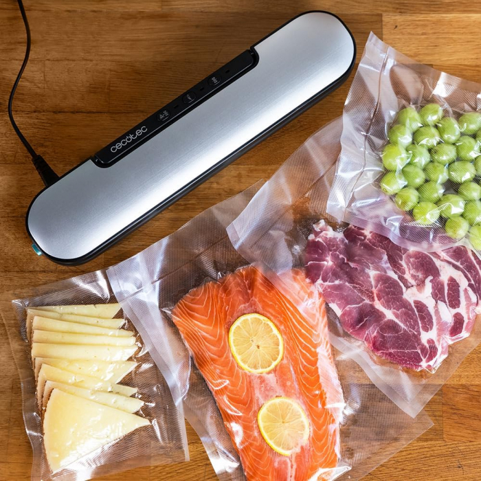 Aparat de vidat alimente Cecotec SealVac Easy Magnetik, vidare uscata si umeda, latime 30 cm, 8 moduri, taiere folie, 90W [4]