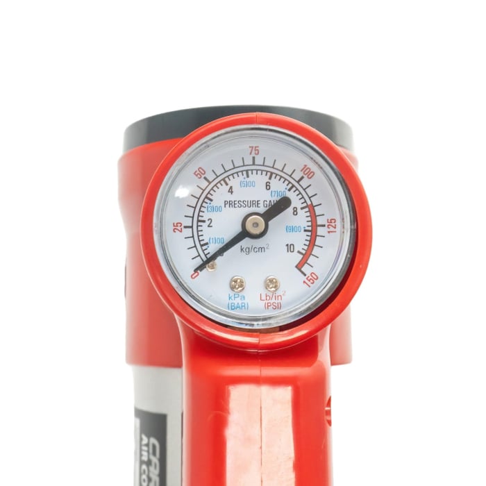 Compresor auto 12V Carguard – 30 L/min – 150 PSI – carcasă metal + LED frontal [4]