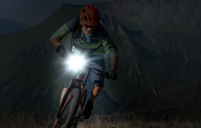 Lanterna LED pentru bicicleta Supfire GT-R1, 200lumeni, acumulator 1800 mAh, USB [7]