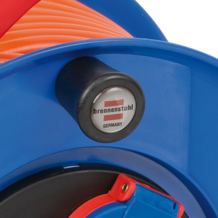 Prelungitor Exterior Brennenstuhl Garant cu tambur , 3 prize, AT-N07V3V3-F 3G1,5, 25m, IP44 [3]