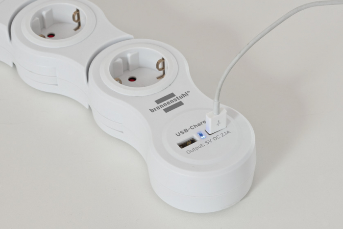Prelungitor reglabil Brennenstuhl 5 prize si 2 USB-uri, 1,4m, Comutator de siguranta [4]