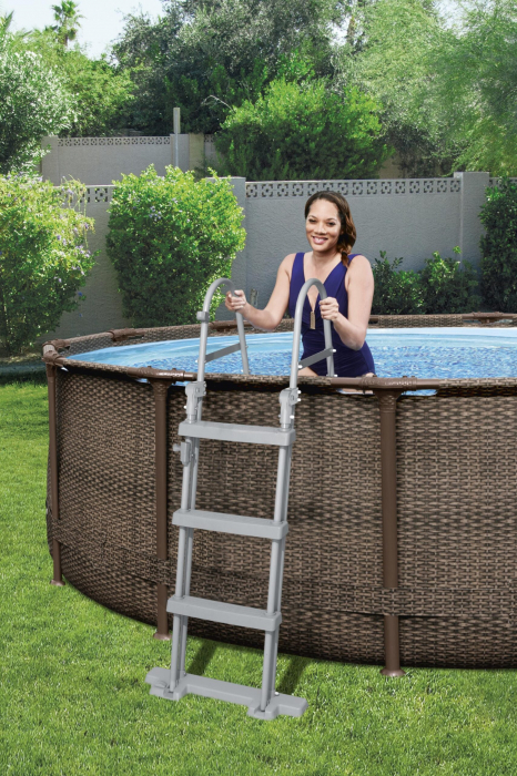 Scara universala cu 3 trepte pentru piscine supraterane 1,07 m Bestway 58330 [4]