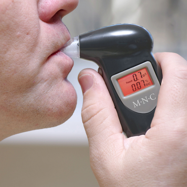 Sonda de alcool compacta cu afisaj digital - cu inel breloc si 5 ajutaje [2]