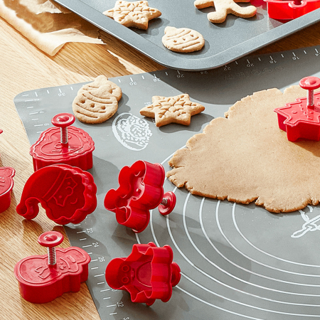 Masa de Craciun - Set forme pentru biscuiți - 4 tipuri