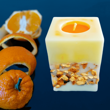 Lumânarea Artizanală Pătrată cu Coajă de Portocală [0]