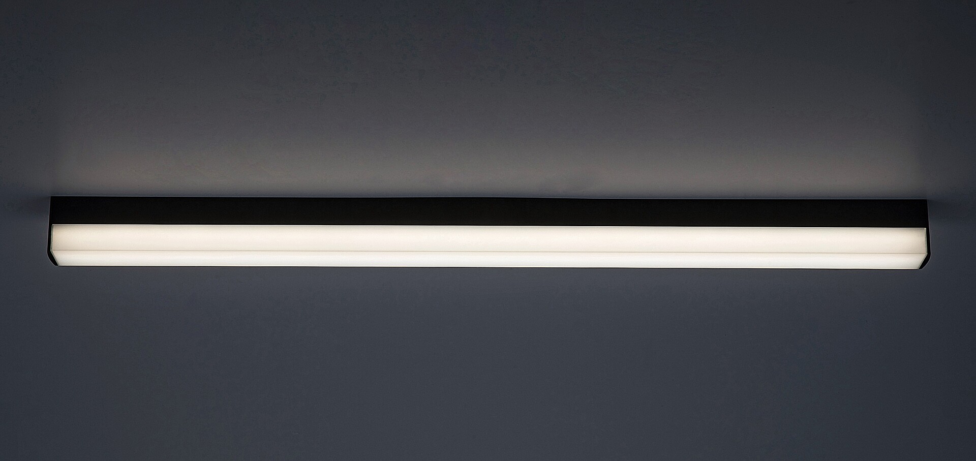 Aplica baie Rabalux Band2 LED 20W 1400lm 4000 aluminiu black stil tehnic 230V, 50Hz IP20 78049 [3]