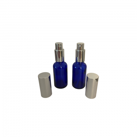 Casa si Decoratiuni - Recipient sticla albastra 30ml. cu capac spray  argintiu  - set 2 buc