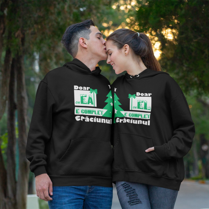 Set 2 Hanorace Cuplu Personalizate - Doar cu el/ea e complet Craciunul [2]
