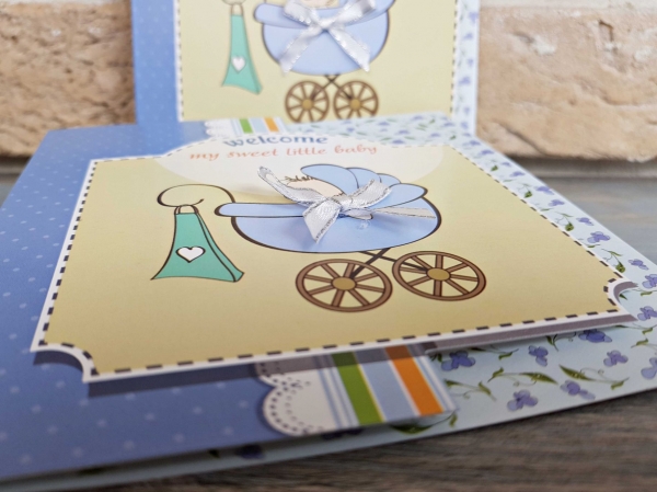 Invitatie de botez amuzanta cu bebe albastru cu galben - cod 8038 [5]