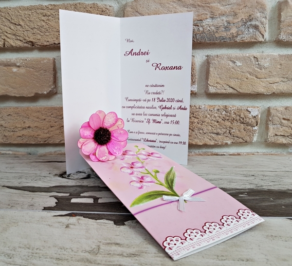 Invitatie de nunta delicata roz cu flori si funda - cod 2785 [1]