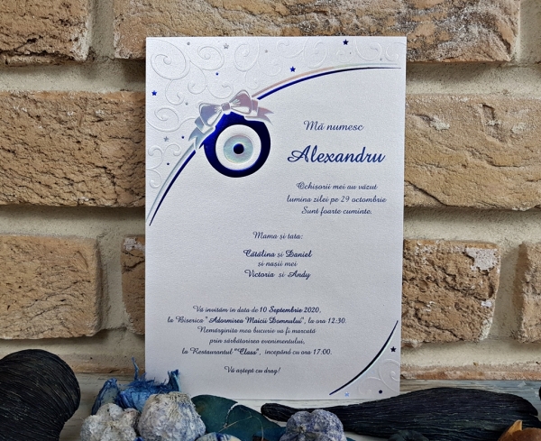 Invitatie de botez eleganta alba cu albastru si model in relief - cod 6198 [2]