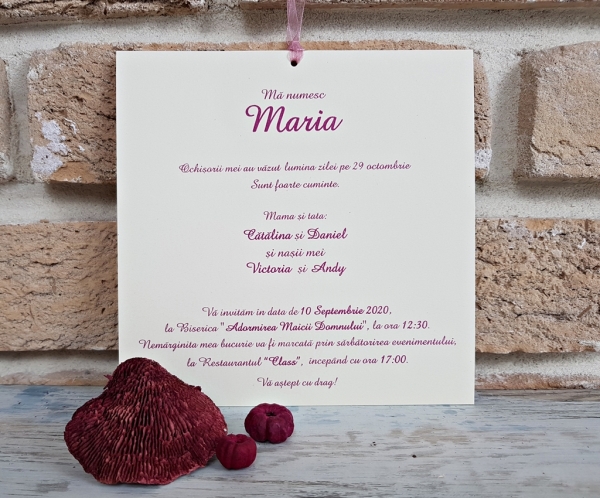 Invitatie de botez delicata crem / bej cu flori roz si model de dantela - cod 5557 [3]