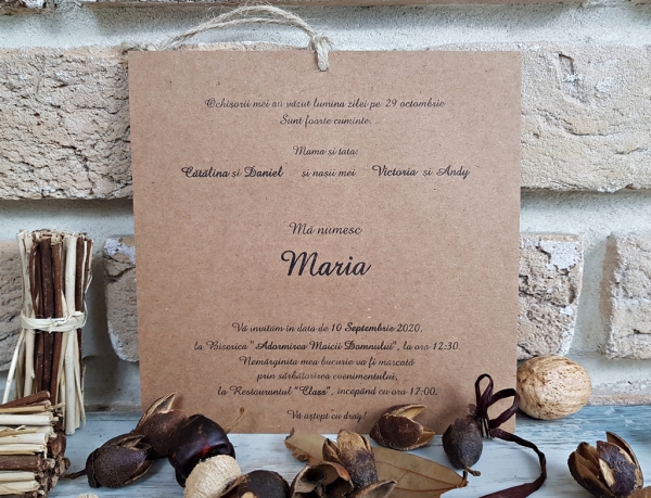 Invitatie de botez vintage maro cu model de dantela si flori - cod 5541 [3]