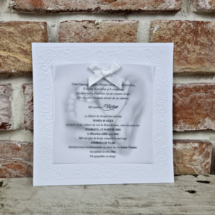 Invitatie de botez eleganta alba cu model dantelat si fundita - cod 618 [2]