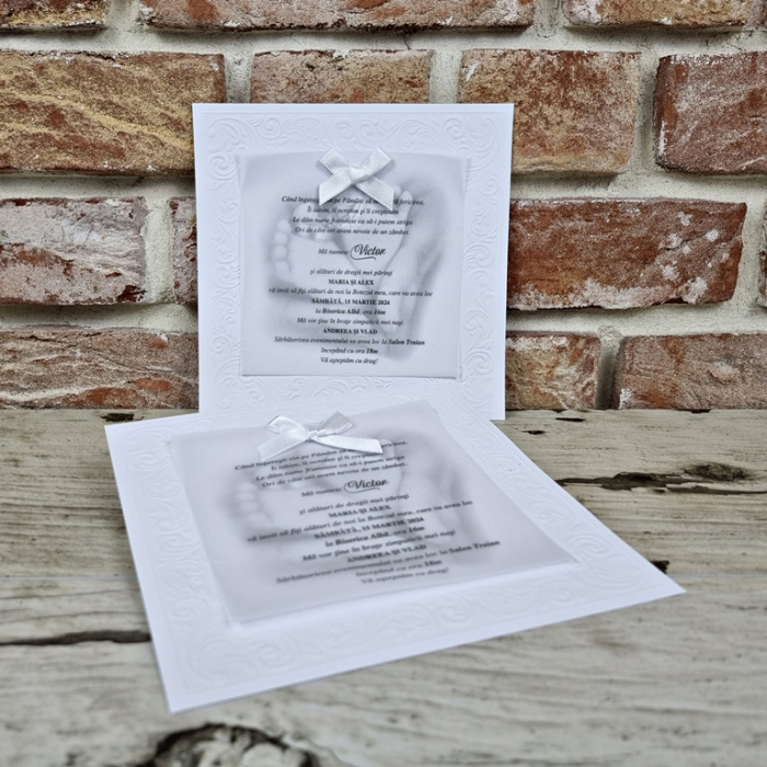 Invitatie de botez eleganta alba cu model dantelat si fundita - cod 618 [3]