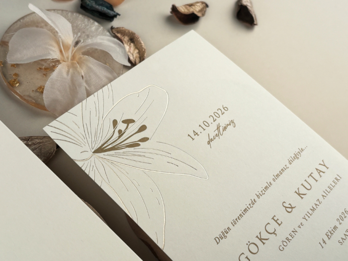 Invitatie de nunta eleganta alba cu floare - cod 13310 [2]