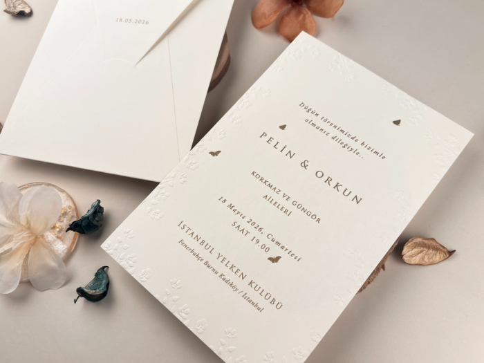 Invitatie de nunta eleganta alba cu fluturi si flori in relief - cod 13326 [4]