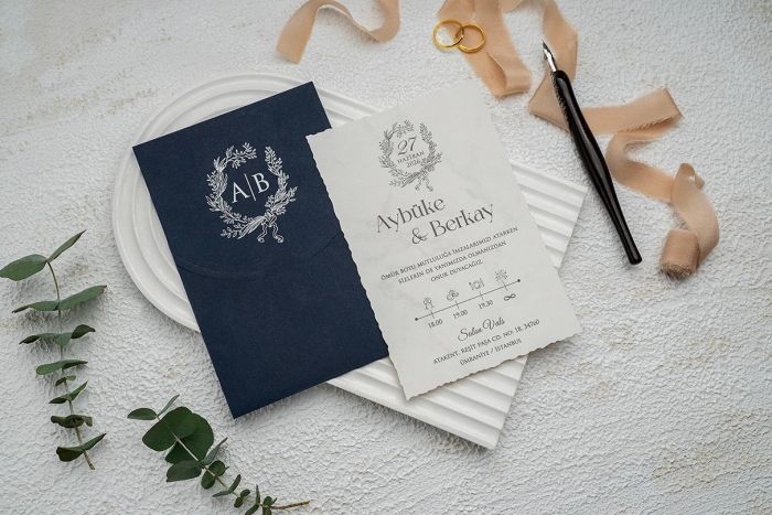 Invitatie de nunta eleganta alba cu plic albastru - cod 9336 [2]