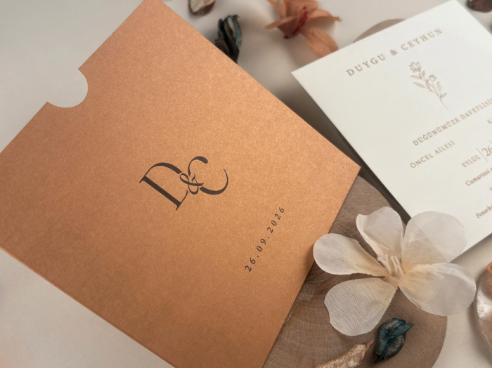 Invitatie de nunta eleganta alba cu plic bronz - cod 13323 [3]