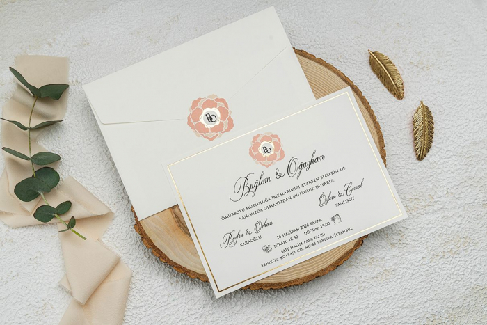 Invitatie de nunta eleganta crem / bej cu chenar auriu - cod 9329 [2]
