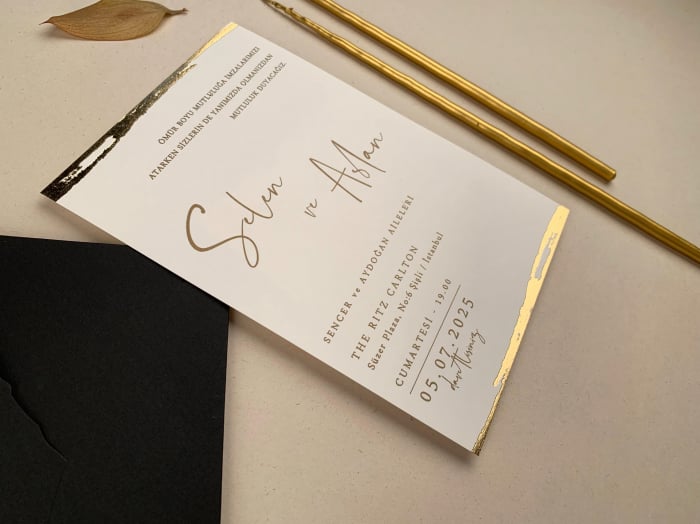 Invitatie de nunta eleganta cu detalii aurii - cod 12267 [2]