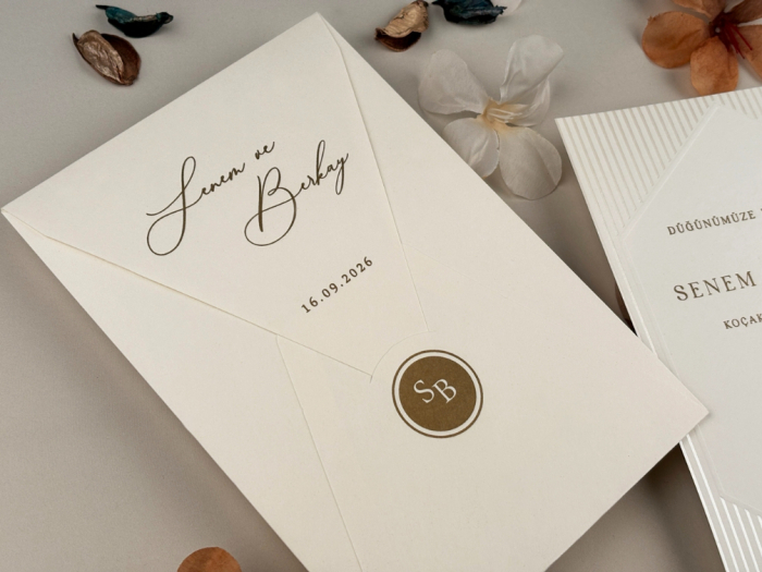 Invitatie de nunta eleganta ivory cu dungi sidefate - cod 96935 [3]