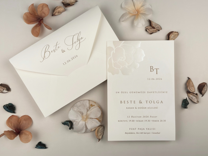 Invitatie de nunta eleganta ivory cu model floral sidefat - cod 13318 [1]