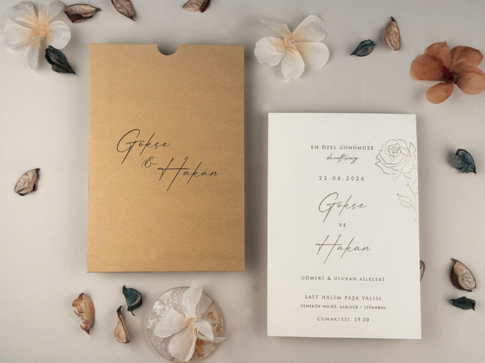 Invitatie de nunta eleganta ivory cu trandafir auriu - cod 13325 [1]