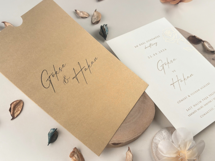 Invitatie de nunta eleganta ivory cu trandafir auriu - cod 13325 [4]