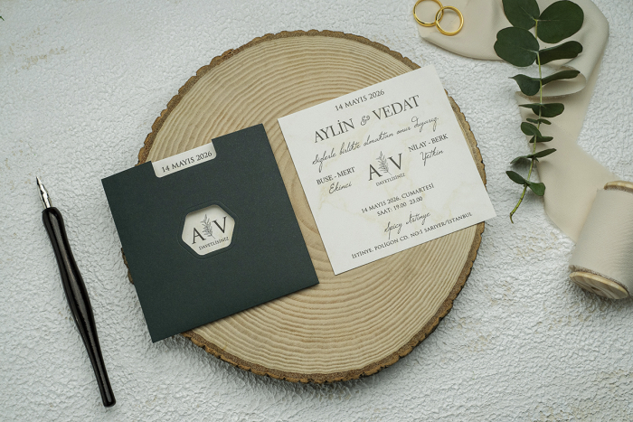 Invitatie de nunta eleganta crem cu plic verde - cod 9358 [2]