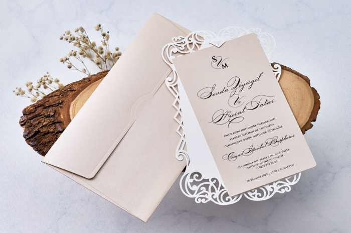 Invitatie de nunta eleganta crem / bej cu model de dantela - cod 1113 [2]