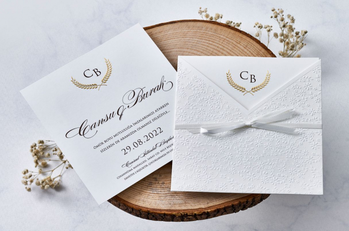 Invitatie de nunta delicata cu model de dantela si funda - cod 1165 [1]