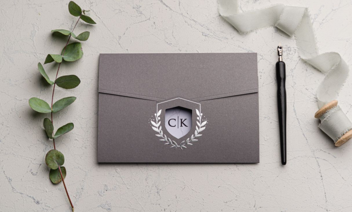 Invitatie de nunta eleganta gri cu decupaj argintiu - cod 9145 [3]