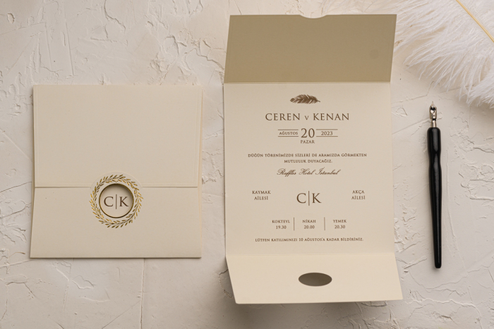 Invitatie de nunta eleganta crem / bej cu decupaj auriu - cod 9149 [2]