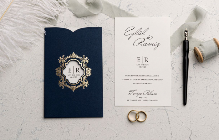 Invitatie de nunta baroc albastra cu decupaj auriu - cod 9162 [2]